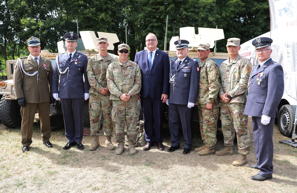 2-34 AR participates in Polish Armed Forces Day