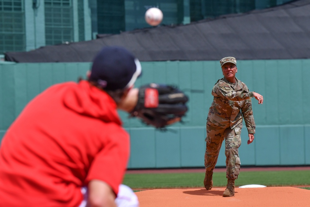 Stephen’s throws strike at Fenway