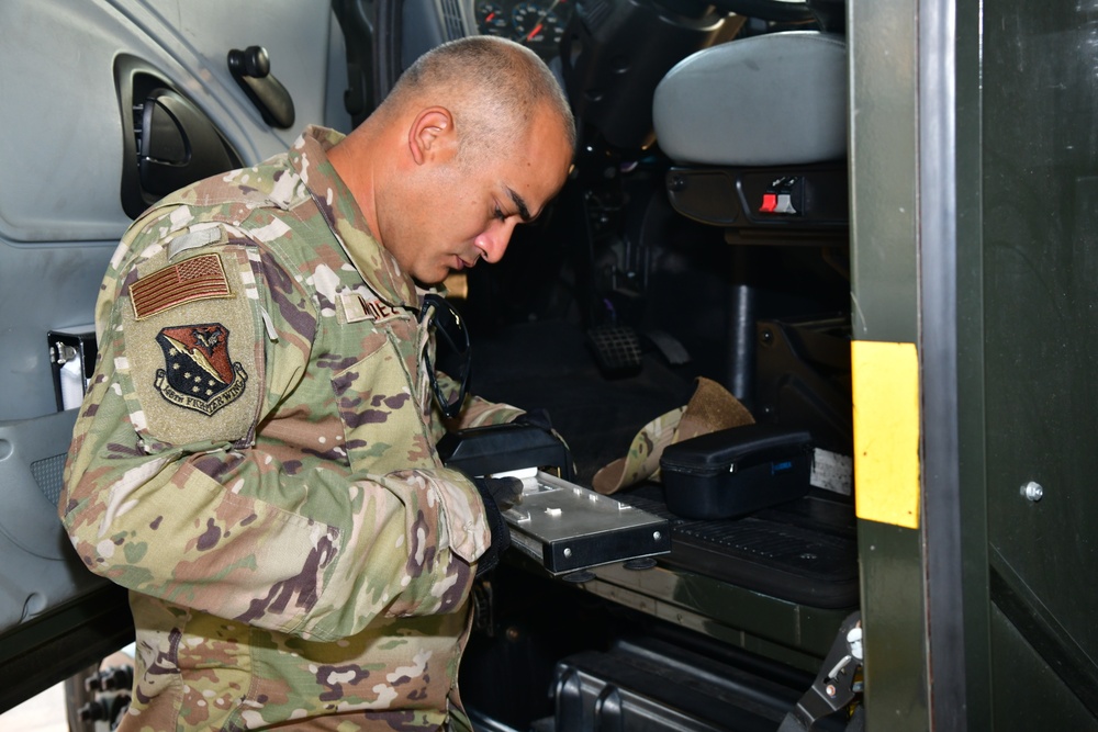 148th Fighter Wing POL Airmen Prepare Prepare to Support the Fire Fighting Efforts in Northern Minnesota