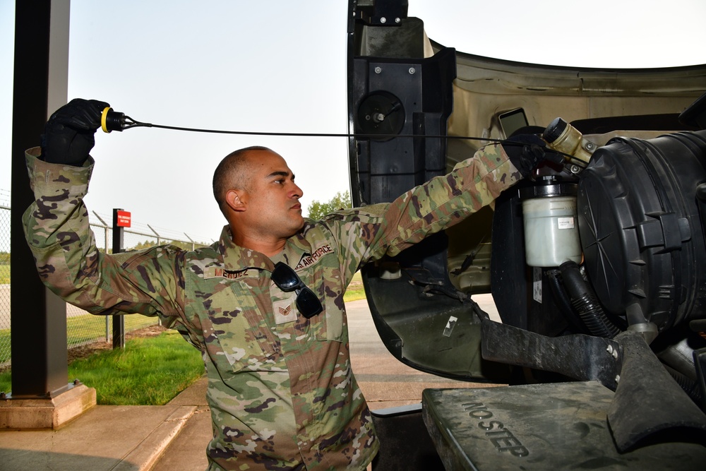 148th Fighter Wing POL Airmen Prepare Prepare to Support the Fire Fighting Efforts in Northern Minnesota