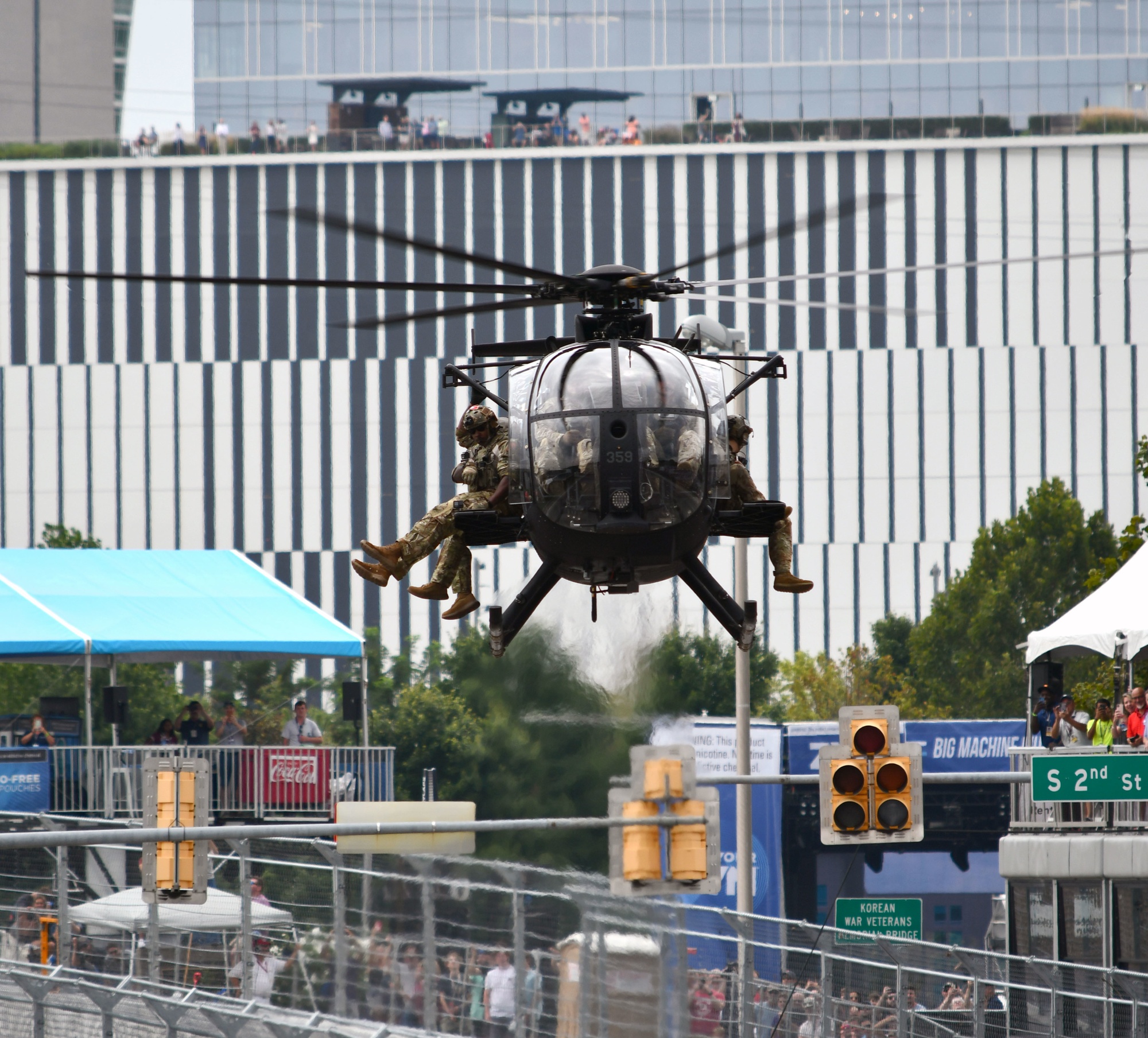 DVIDS - Images - A 160th SOAR Little Bird delivers the Big Machine