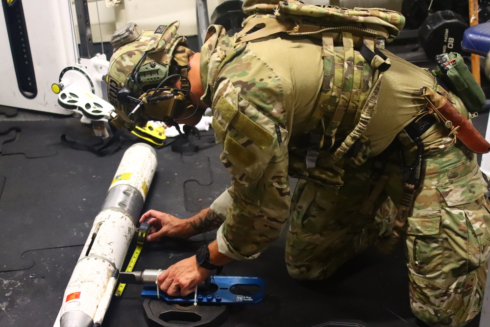 Navy EOD Conducts Battle Damage Repair Training