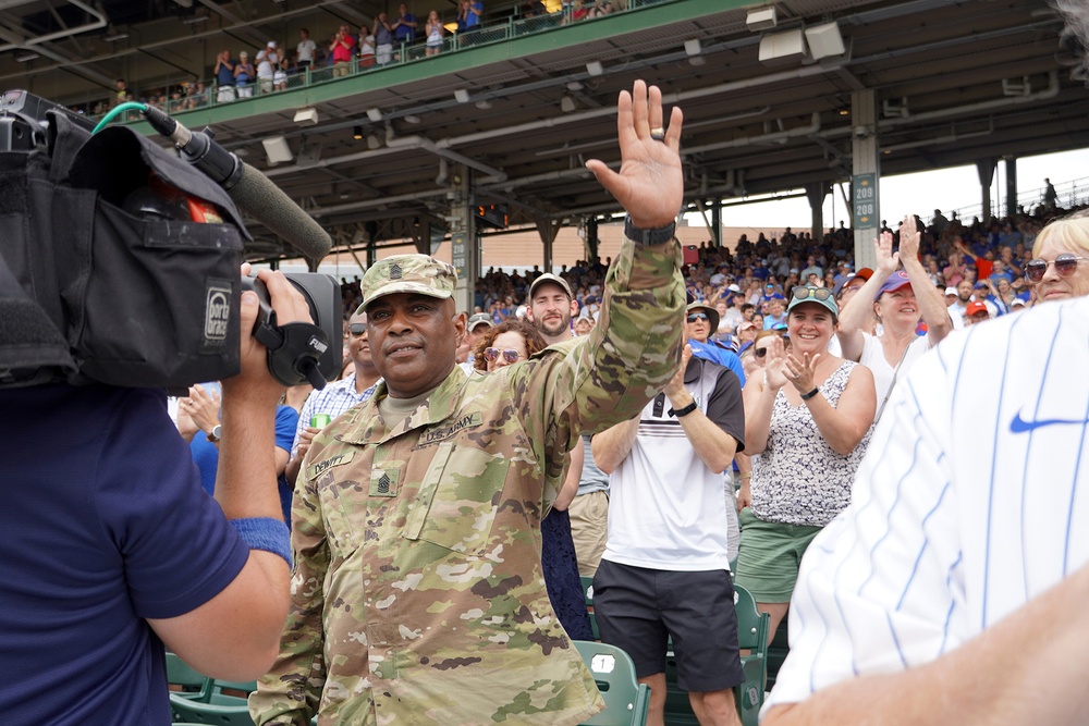 DVIDS - News - Army Reserve Soldier receives honor at Chicago Cubs