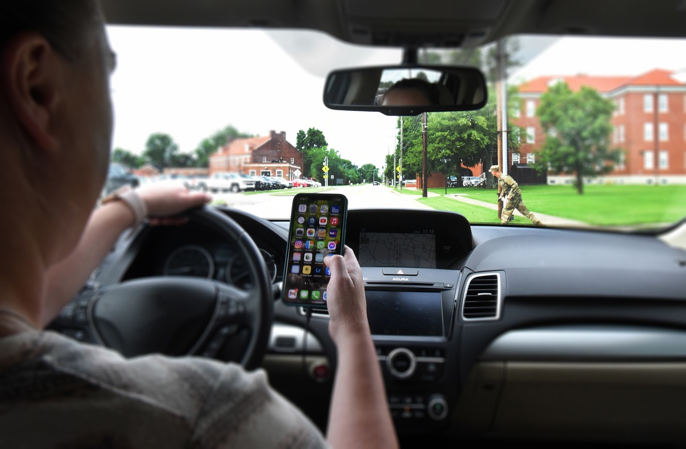 Fort Knox Safety warns motorists to put down the cellphone while driving