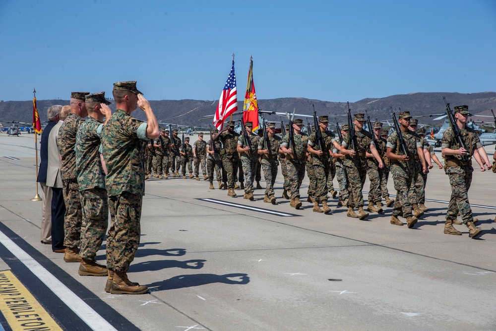 MCAS Camp Pendleton holds change of command ceremony