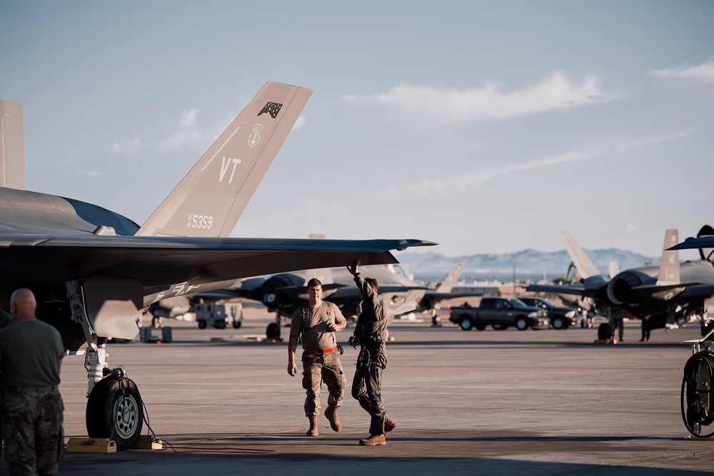 Vermont Brings Lightning to Las Vegas