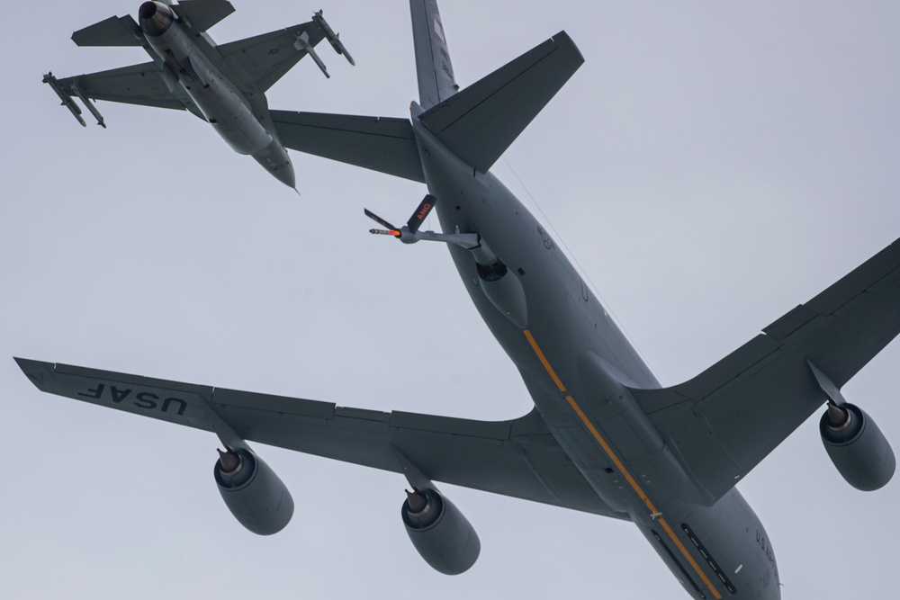 New Jersey Flies in Atlantic City Air Show