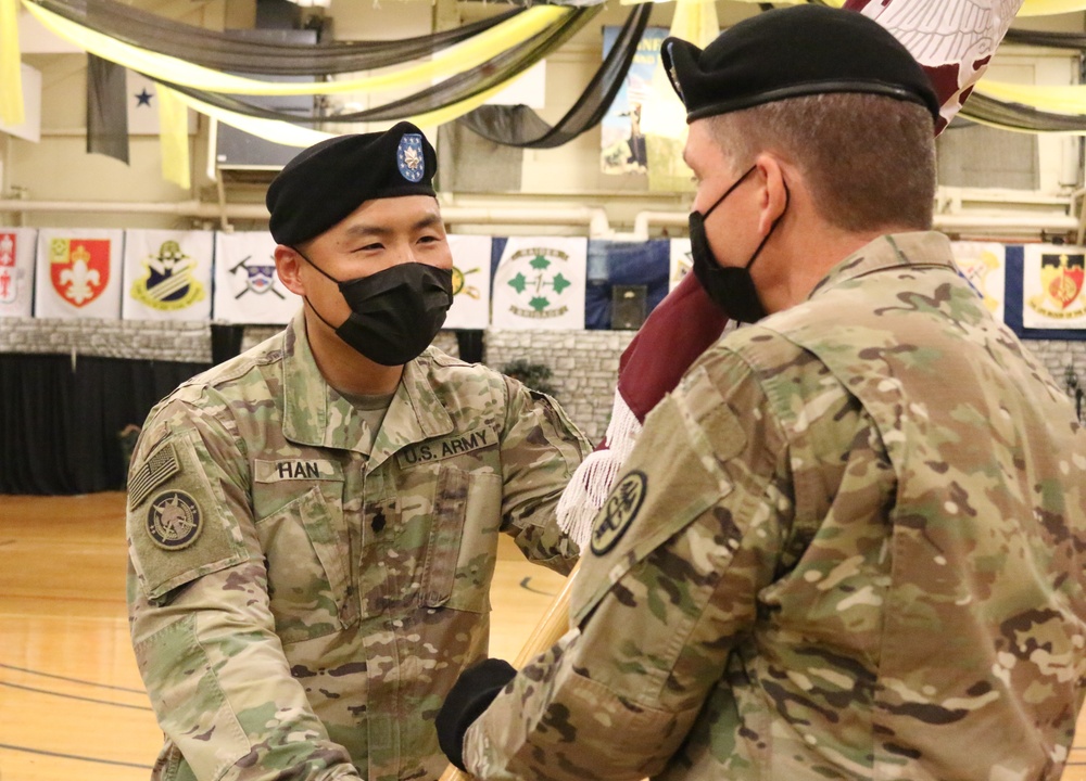 SRU welcomes new commander