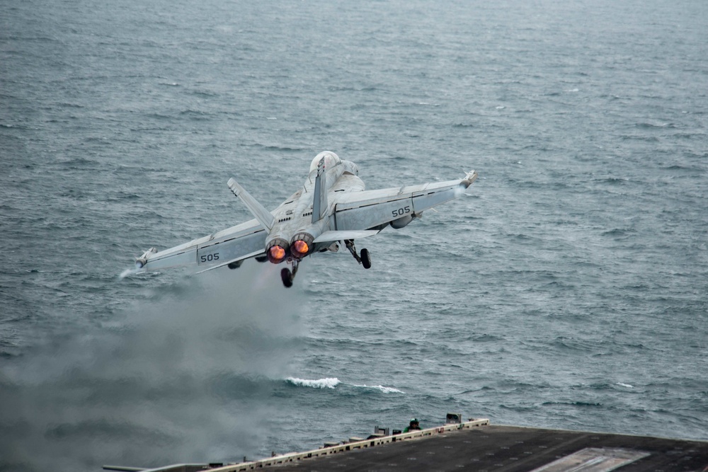 USS Ronald Reagan (CVN 76) Flight Operations