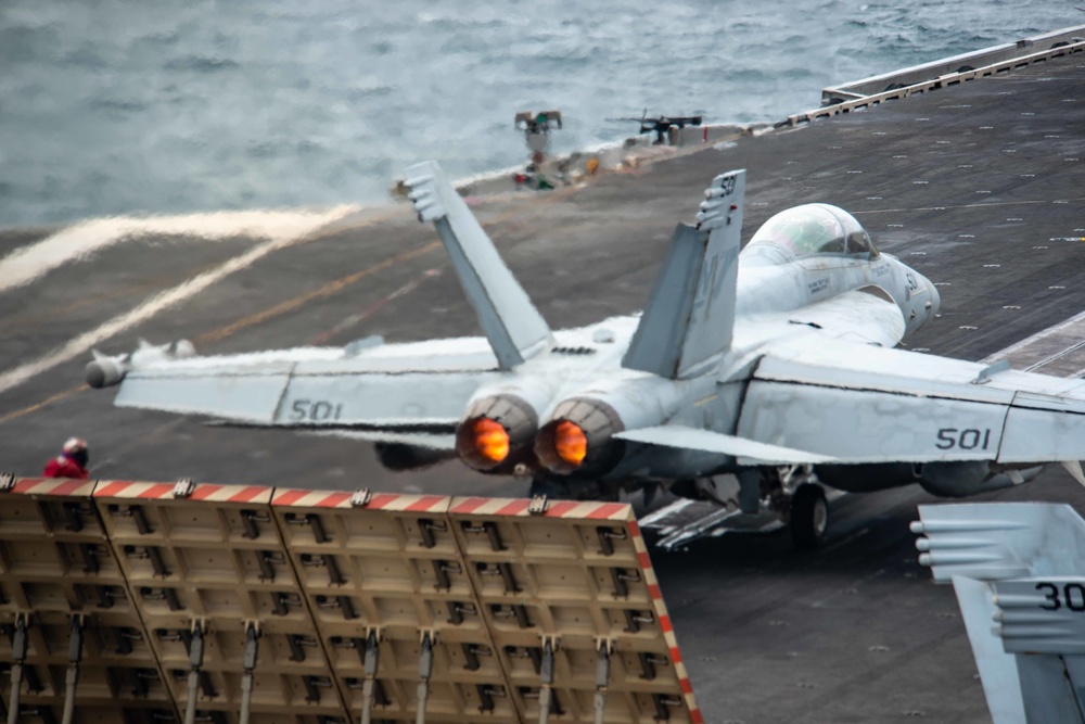 USS Ronald Reagan (CVN 76) Flight Operations