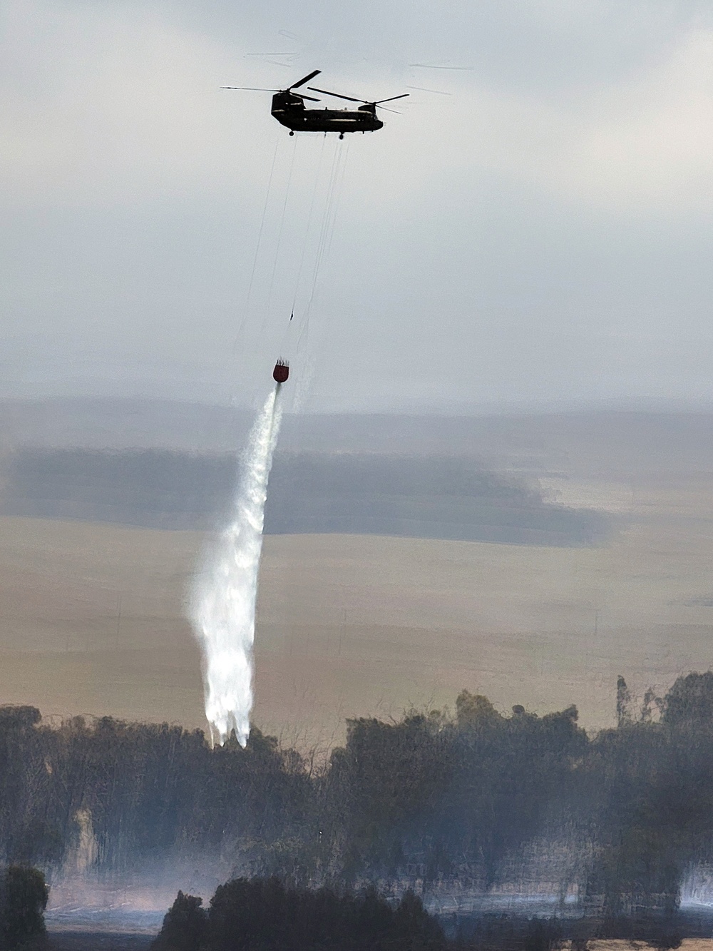 25th Combat Aviation Brigade Helps Extinguish Waimea Wildfire