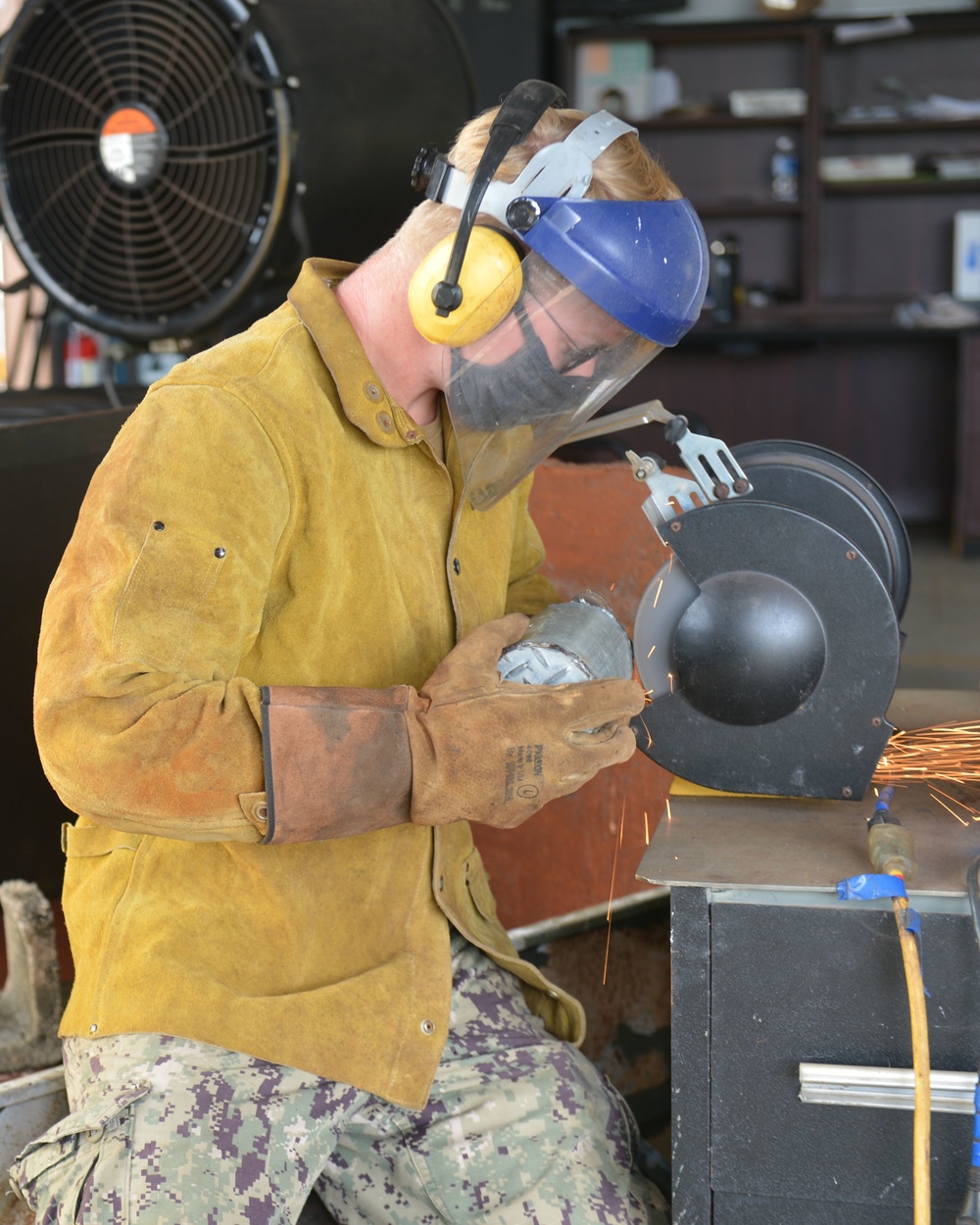 NMCB1 Conducts steelworker shop turnover in Guam