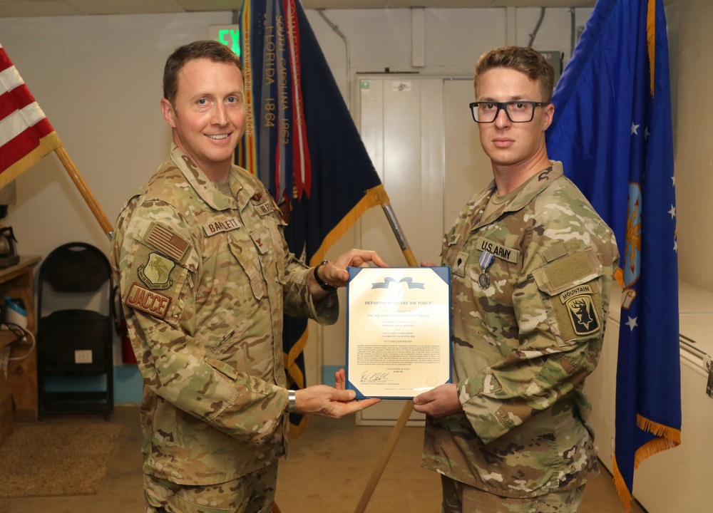 Task Force Iron Gray Soldiers receive the Air Force Achievement Medal