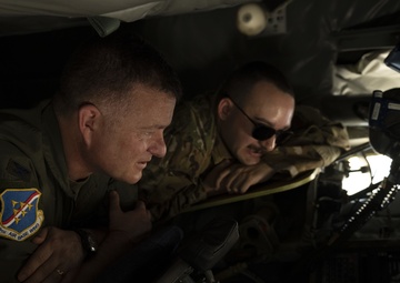 39th ABW command team visits 93rd EARS during immersion tour