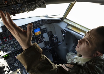 39th ABW command team visits 93rd EARS during immersion tour