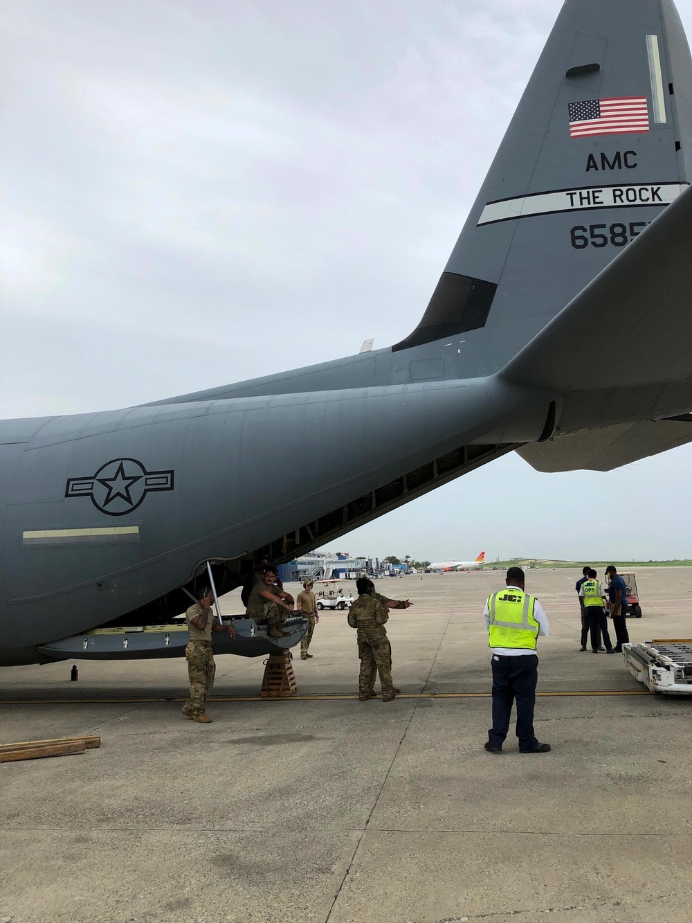 Joint Task Force - Haiti arrive in Haiti to provide disaster relief support