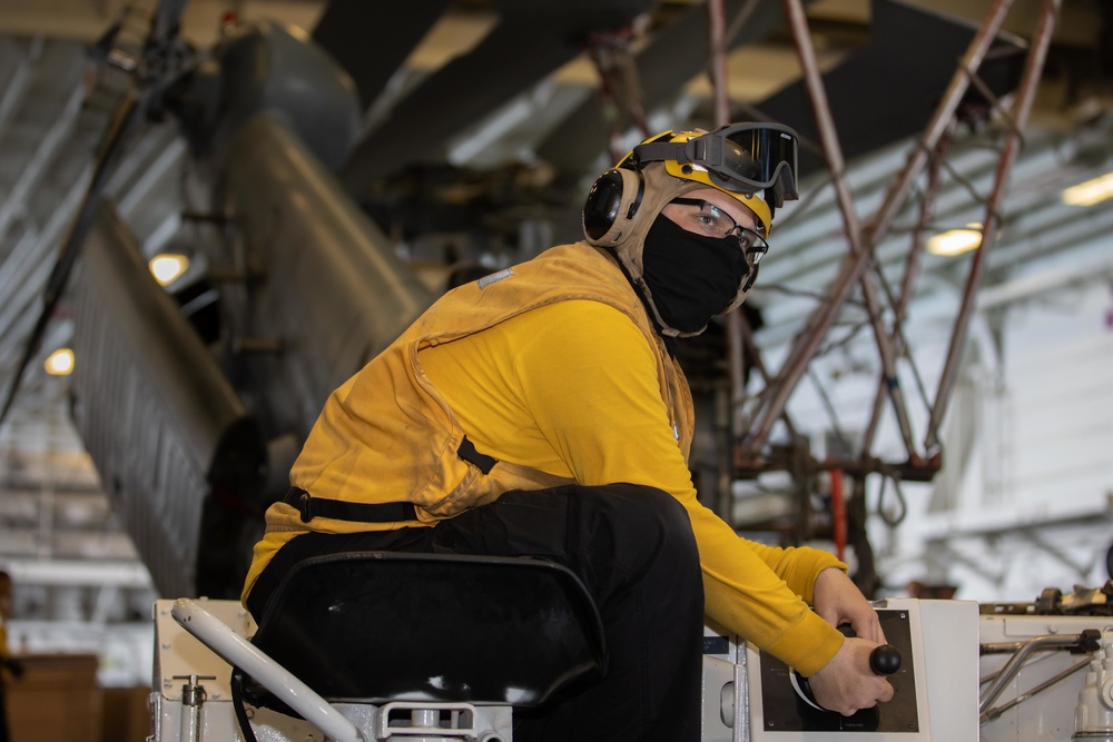 Transporting Aircraft on Kearsarge