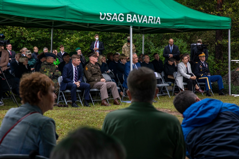 US and Germany commemorate a U.S. Army helicopter crash that killed 37 soldiers 50 years ago