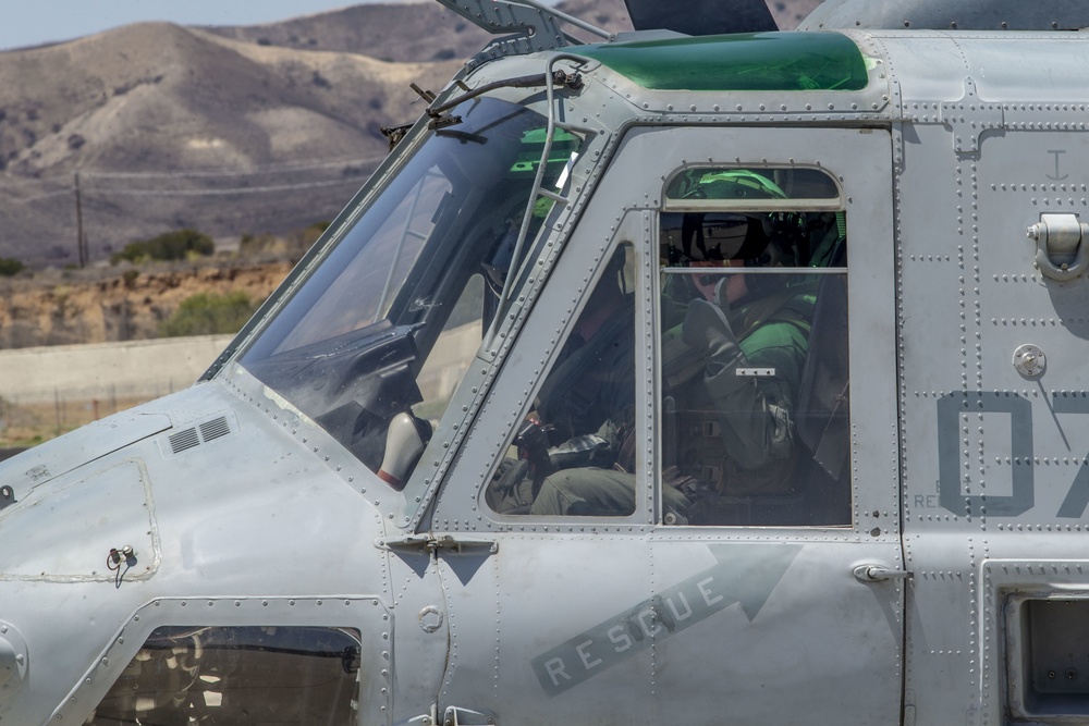 Midshipmen fly with HMLA-267 Marines