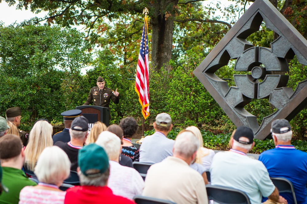 4th Infantry Division Association Hosts Annual Reunion in Arlington