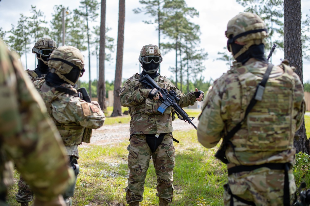 403rd Wing leadership visits Camp Shelby