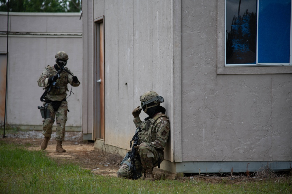 403rd Wing leadership visits Camp Shelby