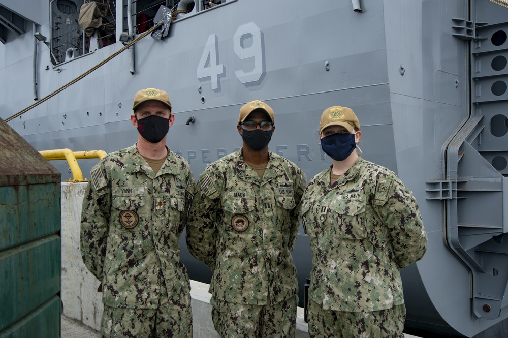 SMWDC Commander and WTIs Visit USS Harpers Ferry for Fleet Outreach Event