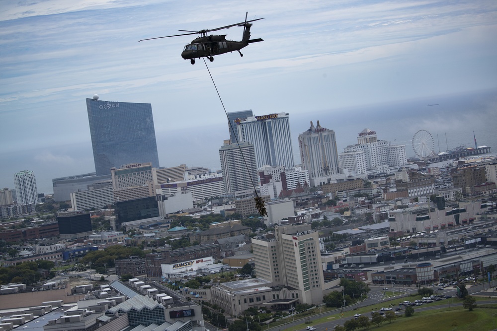 New Jersey National Guard demonstrates fast rope training at Atlantic City Airshow