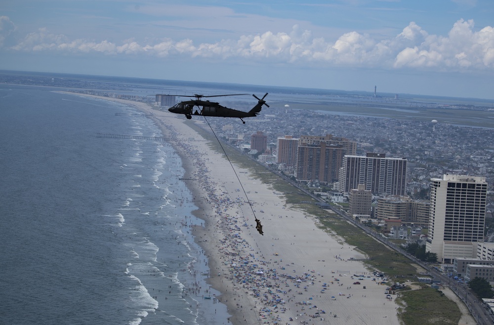 New Jersey National Guard demonstrates fast rope training at Atlantic City Airshow