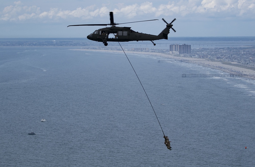 New Jersey National Guard demonstrates fast rope training at Atlantic City Airshow