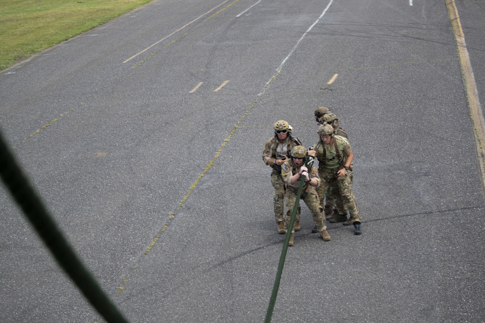 New Jersey National Guard demonstrates fast rope training at Atlantic City Airshow