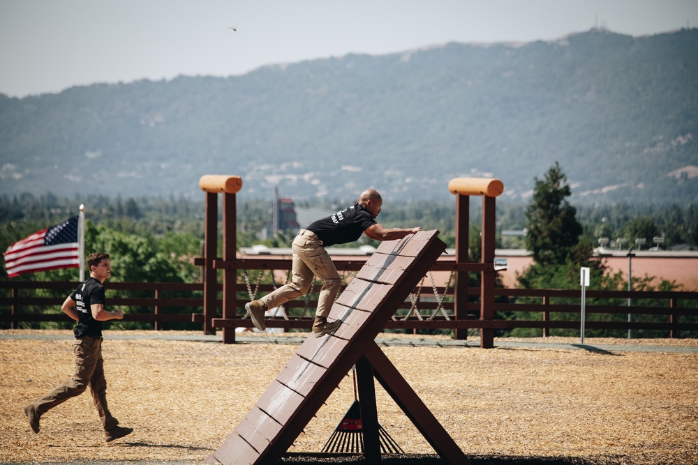 RS San Francisco: Officer Candidates Take On Obstacle Course