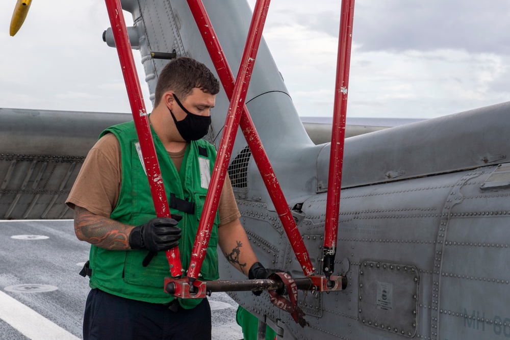 Routine maintenance on MH-60S Sea Hawk