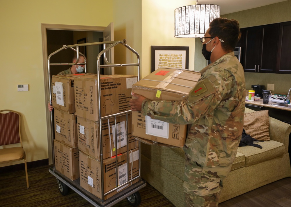 Navy medical team supports Louisiana hospital during COVID response