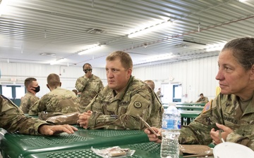 Commanding General of the Army Reserve visits in-person training at Fort McCoy to address Leadership