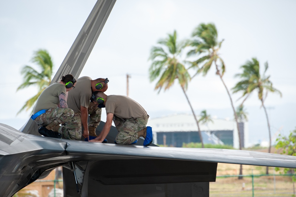 Combat aircraft integrate in Hawaii for exercise Sentry Aloha-21