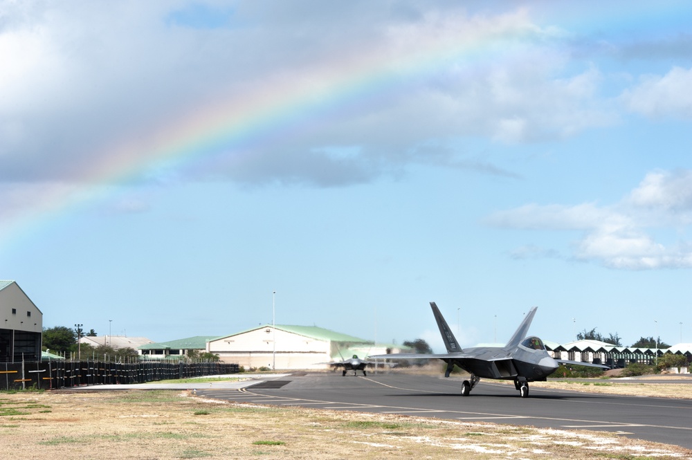 Combat aircraft integrate in Hawaii for exercise Sentry Aloha-21