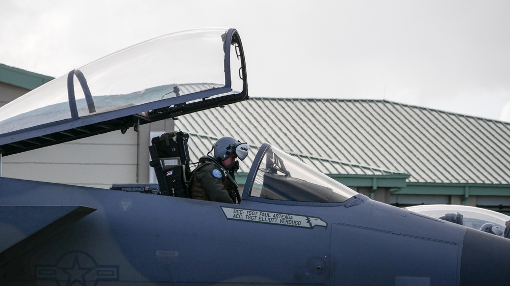 Combat aircraft integrate in Hawaii for exercise Sentry Aloha-21