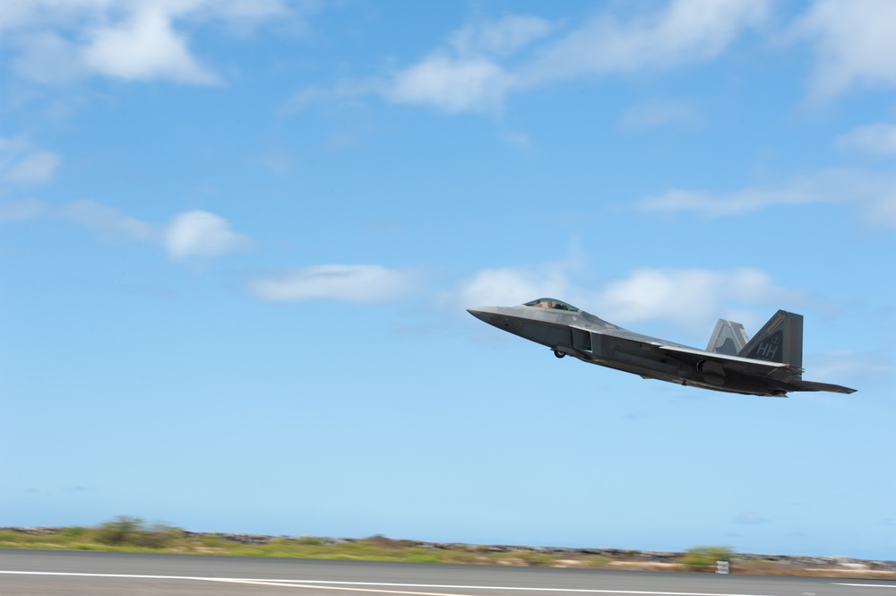 Combat aircraft integrate in Hawaii for exercise Sentry Aloha-21