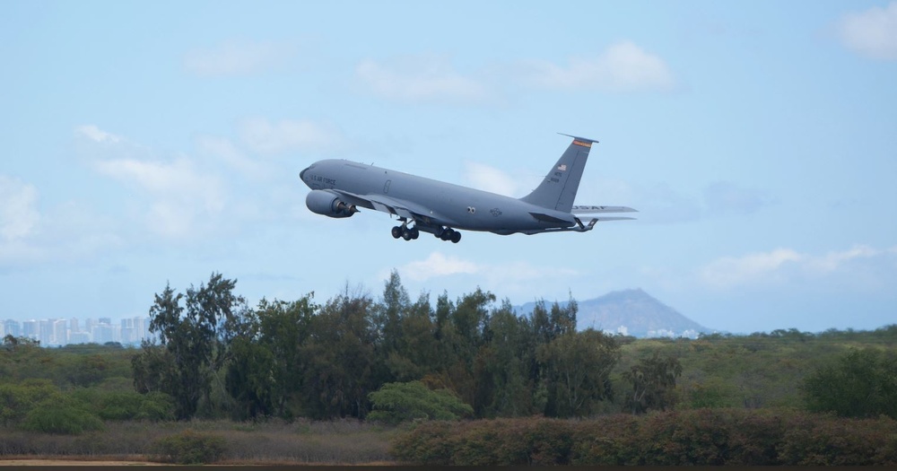 Combat aircraft integrate in Hawaii for exercise Sentry Aloha-21