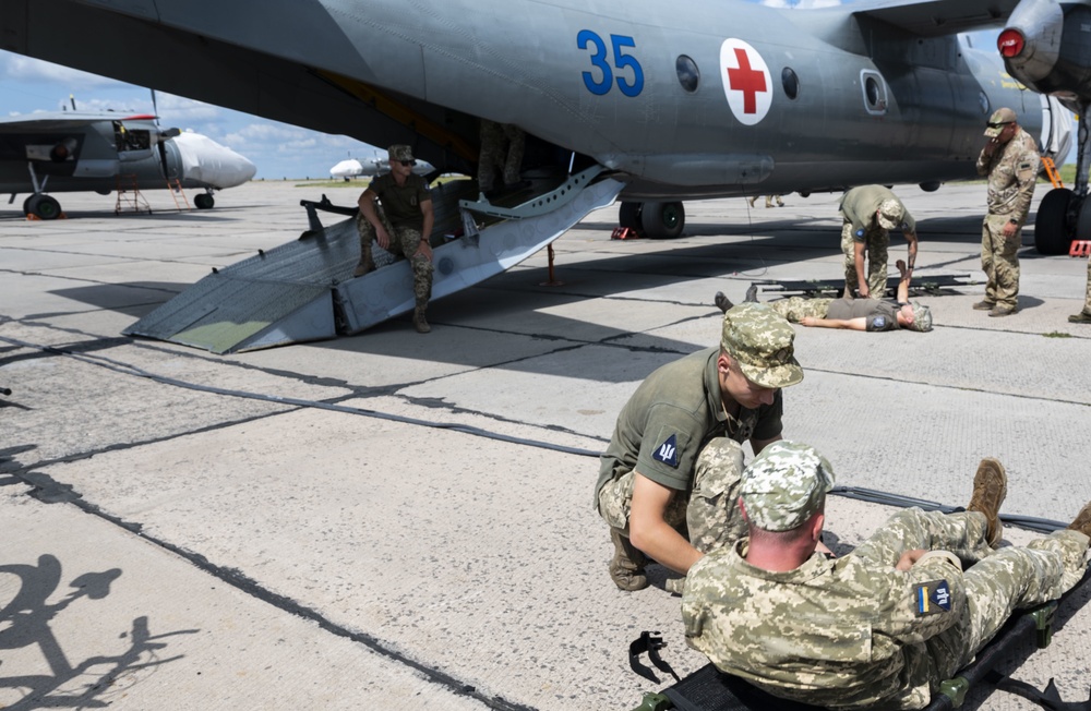 352d Special Operations Forces and Ukrainian Air Force Members Conduct Tactical Combat Casualty Care Training