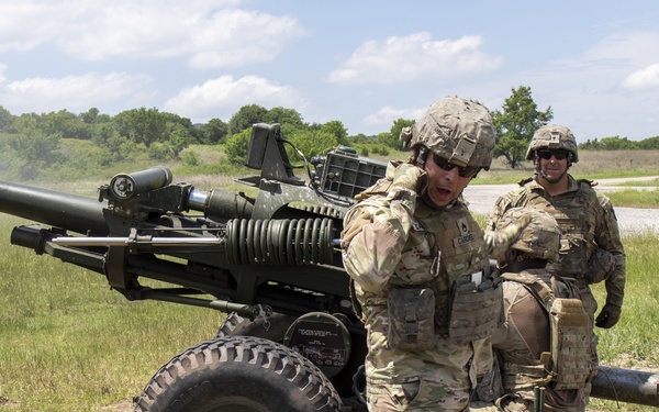 2-2 Field Artillery Battalion Howitzer Training
