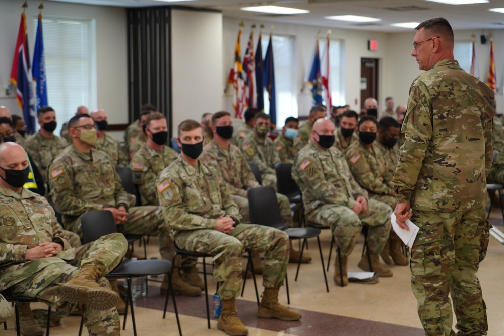 Command Sergeant Major Stephen Burnley Speaks to 428th FA BDE Cadre