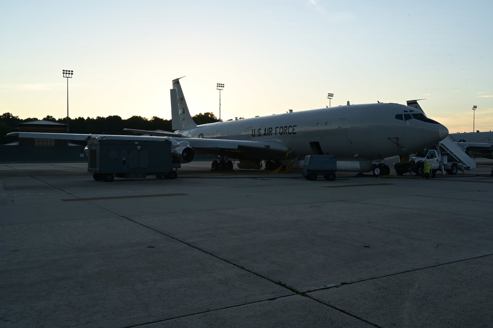 Photo of E-8C Joint STARS aircraft on the flight line at Robins Air Force Base
