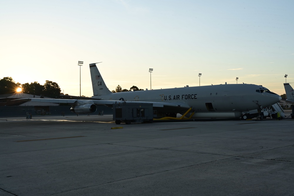 Photo of E-8C Joint STARS aircraft on the flight line at Robins Air Force Base