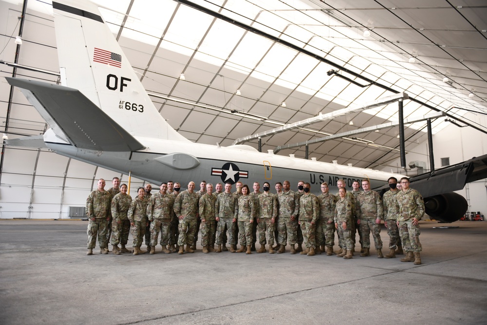 CMSAF Visits Team Offutt
