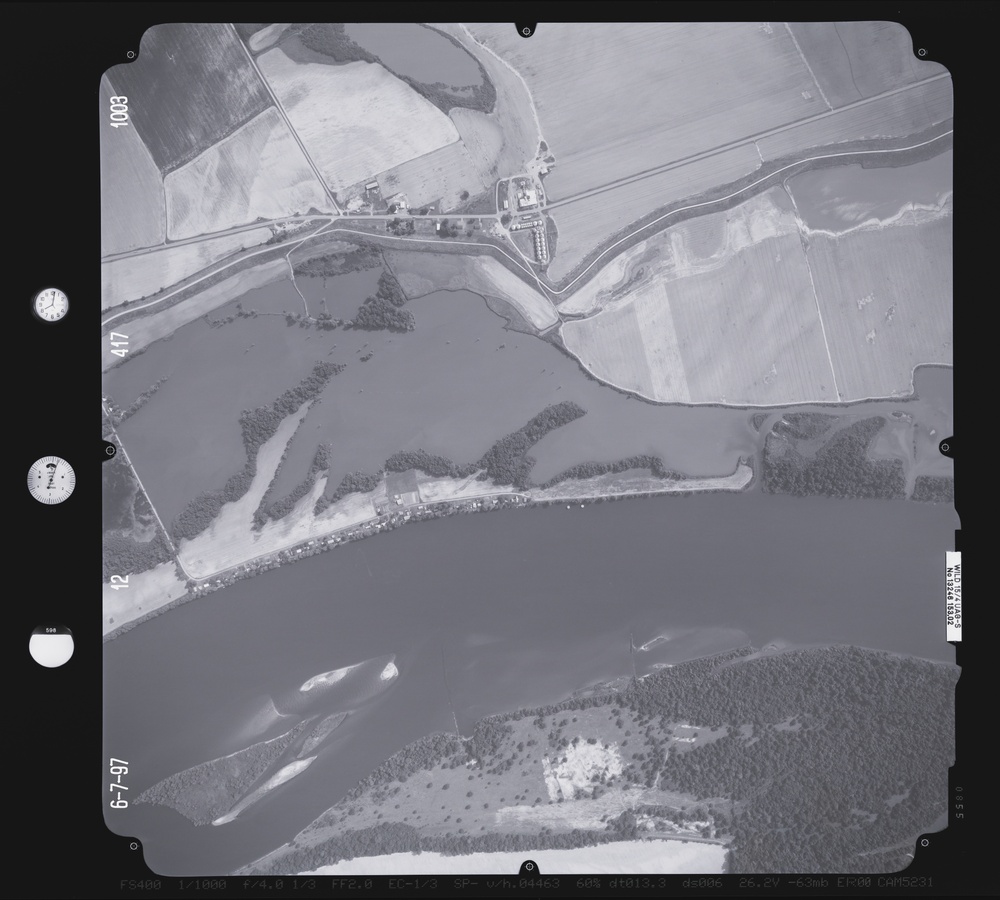 083118.031 - Arkansas River.417.7