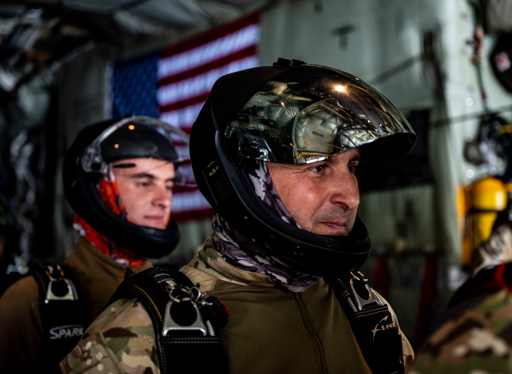 352 Special Operations Forces and Ukrainian Special Operations Forces Conduct a Bilateral Military Free Fall
