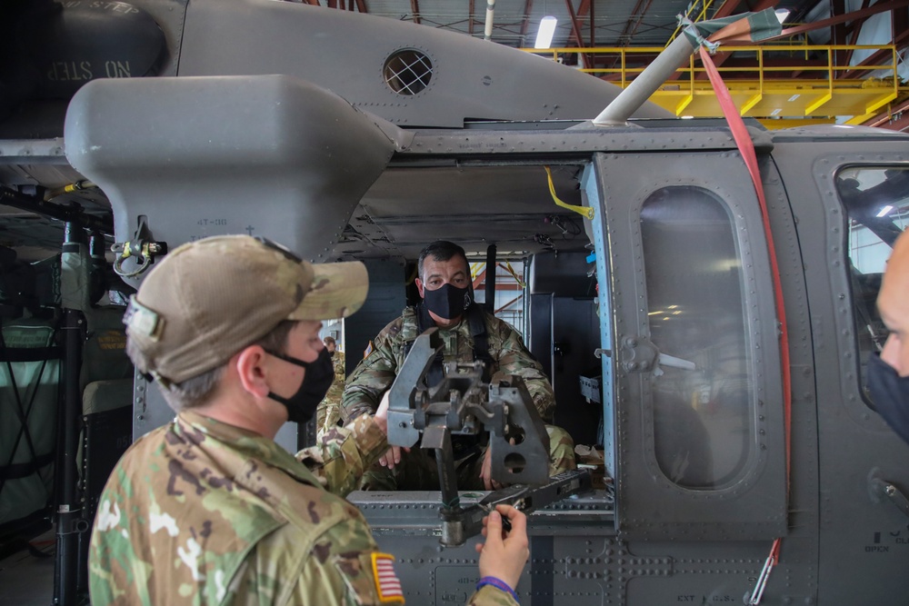 10th MTN DIV CSM Flies With 10th CAB