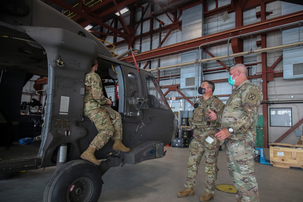 10th MTN DIV CSM Flies With 10th CAB